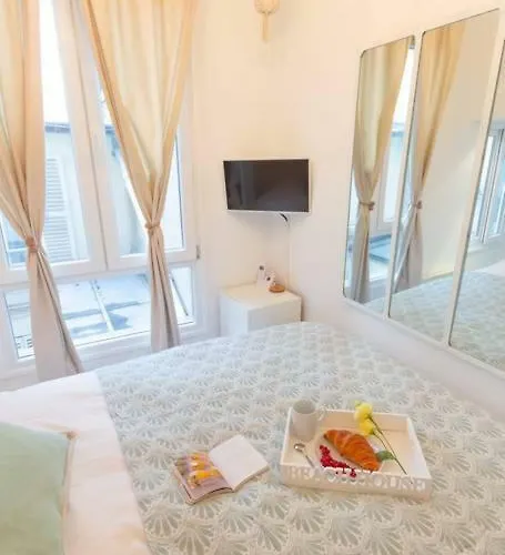 Apartment Artiste Du Montmartre Paris